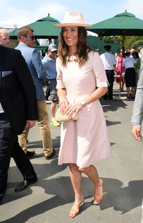 Pippa Middleton feet photo thumbnail