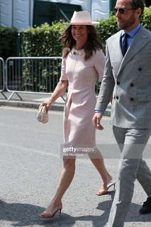 Pippa Middleton feet photo thumbnail
