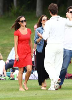 Pippa Middleton feet photo thumbnail