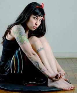 Pitty feet photo 3