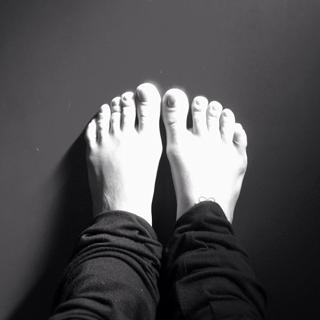 Pitty feet photo 3
