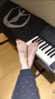 Pitty feet photo 10