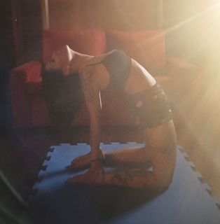 Pitty feet photo 8