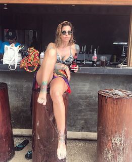 Pixie Acia feet photo 17