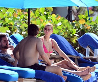 Pixie Geldof feet photo 1