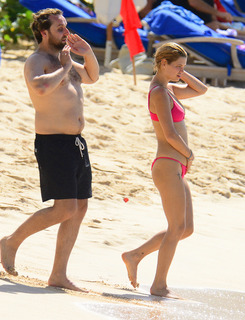 Pixie Geldof feet photo 20