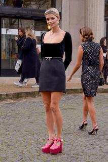 Pixie Geldof feet photo 12