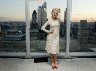 Pixie Geldof feet photo 18