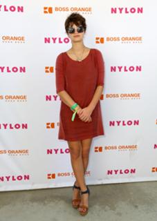 Pixie Geldof feet photo 4
