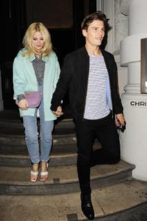 Pixie Lott feet photo thumbnail