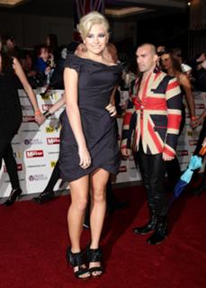 Pixie Lott feet photo thumbnail