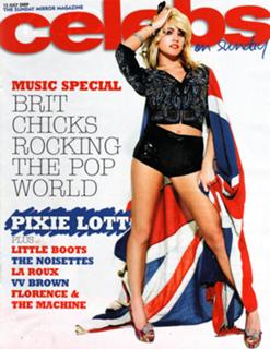 Pixie Lott feet photo thumbnail