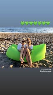 Pixie Lott feet photo thumbnail