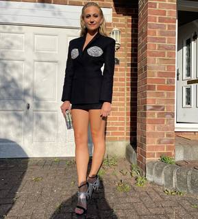 Pixie Lott feet photo thumbnail