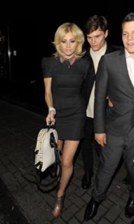 Pixie Lott feet photo thumbnail