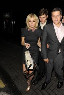Pixie Lott feet photo thumbnail