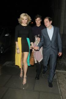 Pixie Lott feet photo thumbnail