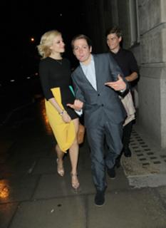 Pixie Lott feet photo thumbnail