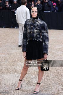 Pixie Lott feet photo thumbnail