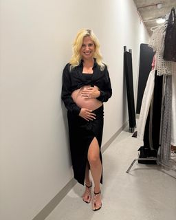 Pixie Lott feet photo thumbnail