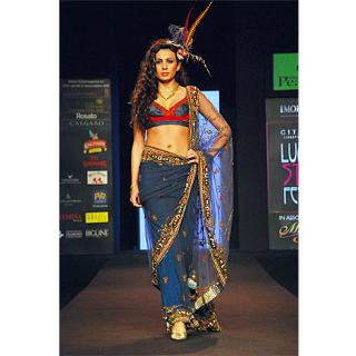 Piya Trivedi feet photo 17