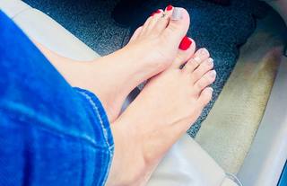 Piyumi Hansamali feet photo 3