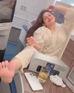 Piyumi Hansamali feet photo 7