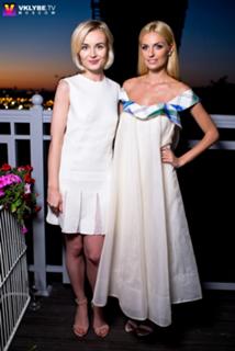 Polina Gagarina feet photo thumbnail