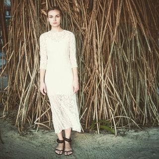 Polina Gagarina feet photo thumbnail