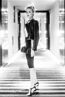 Polina Gagarina feet photo thumbnail