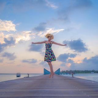 Polina Gagarina feet photo thumbnail