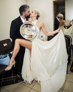 Polina Gagarina feet photo thumbnail