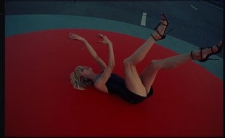 Polina Gagarina feet photo thumbnail