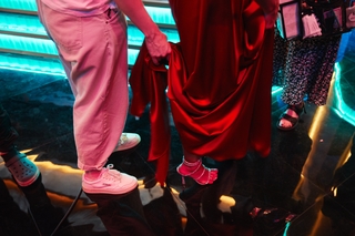 Polina Gagarina feet photo thumbnail