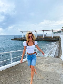 Polina Gagarina feet photo thumbnail