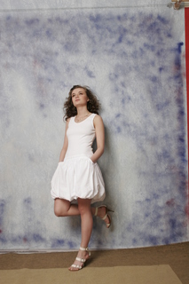 Polina Gagarina feet photo thumbnail