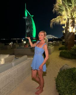 Polina Gagarina feet photo thumbnail