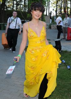 Polina Gagarina feet photo 9