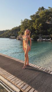 Polina Gagarina feet photo 2