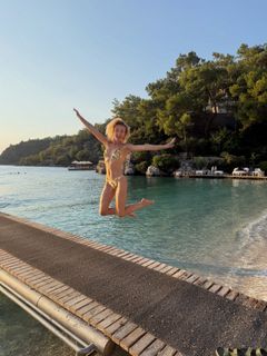 Polina Gagarina feet photo 9