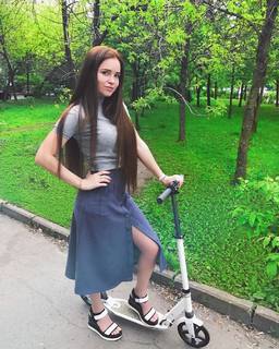 Polina Grents feet photo thumbnail