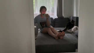 Polina Grents feet photo thumbnail