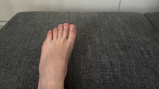 Polina Grents feet photo thumbnail