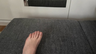 Polina Grents feet photo thumbnail