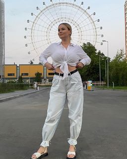 Polina Grents feet photo thumbnail