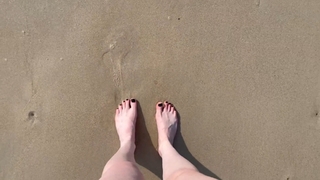 Polina Grents feet photo thumbnail