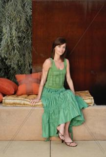 Polly Shannon feet photo 3
