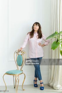 Polly Walker feet photo 1