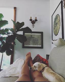 Pollyanna McIntosh feet photo thumbnail