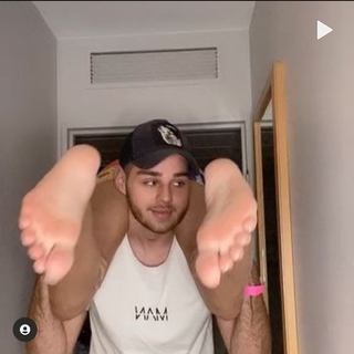 Polska feet photo thumbnail